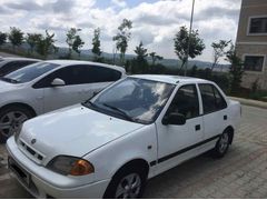 Sahibinden Suzuki Swift 1.3 GLX 2000 Model  237.000 km Beyaz