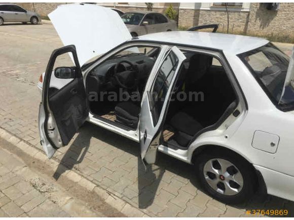 Sahibinden Suzuki Swift 1.3 GLX 2000 Model  237.000 km Beyaz