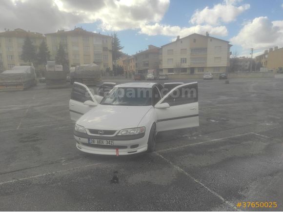 Sahibinden Opel Vectra 2.5 CDX 1996 Model Konya 304.500 km Beyaz