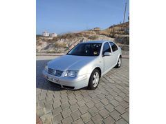 Sahibinden Volkswagen Bora 1.6 Comfortline 2000 Model  260.000 km Gri (Gümüş)