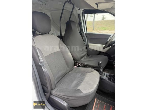 ARAS AUTO'DAN 2 PARÇA BOYALI CAM GİBİ DACİA DOKKER