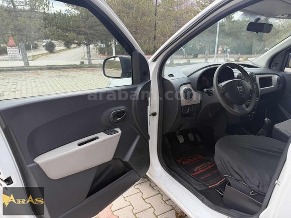 ARAS AUTO'DAN 2 PARÇA BOYALI CAM GİBİ DACİA DOKKER