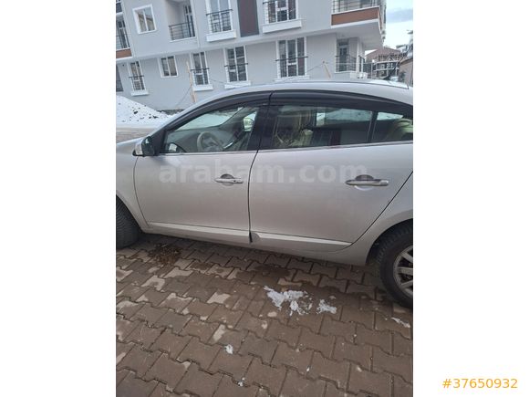 Sahibinden Renault Fluence 1.6 Privilege 2011 Model