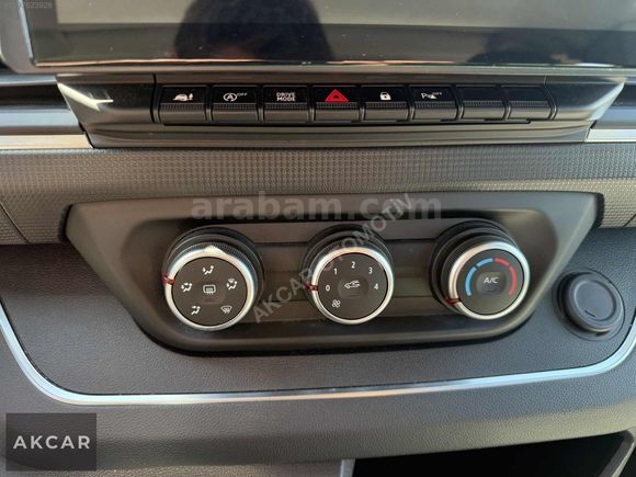 AKCAR/2024TRAFİC/OTOMATİK/HATASIZ BOYASIZ GARANTİLİ/FULL/%20FTRA