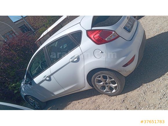 Sahibinden Ford Fiesta 1.25 Trend 2013 Model