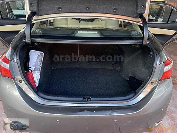 GKO'DAN 2017 MDL MAKYAJLI KASA 116 BİN KM 1.5 PARÇA BOYALI BEJ