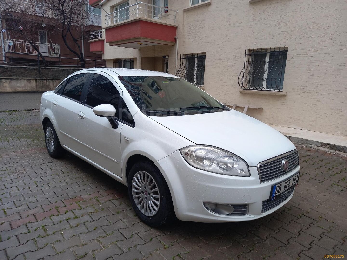 Galeriden Fiat Linea 1.3 Multijet Active Plus 2012 Model Ankara 288.000 km Beyaz 3