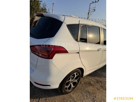 Sahibinden Ford B-Max 1.6 Trend 2013 Model  195.222 km Beyaz