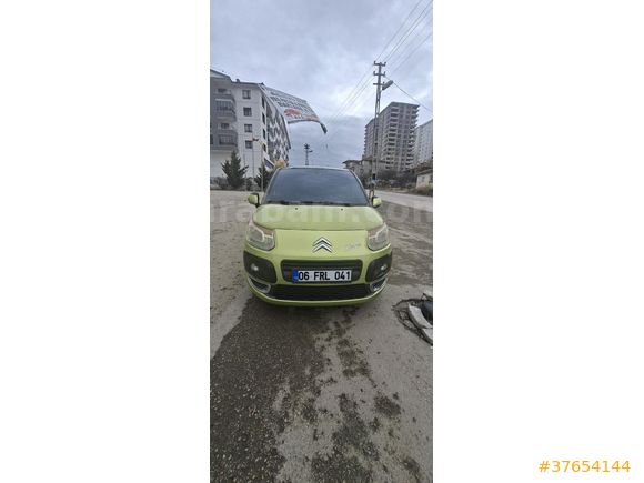Sahibinden Citroen C3 Picasso 1.4 SX 2010 Model