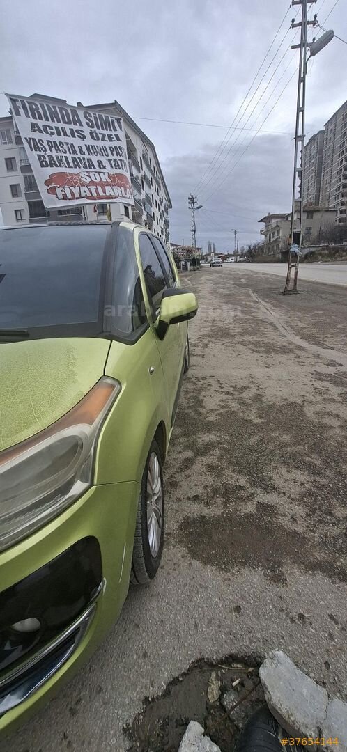 Sahibinden Citroen C3 Picasso 1.4 SX 2010 Model Ankara 140.100 km Yeşil 5