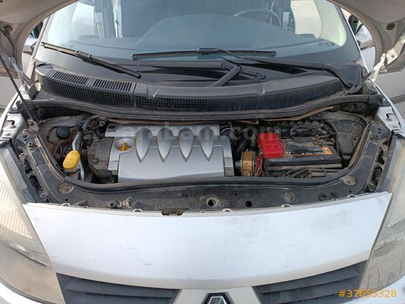 Sahibinden Renault Scenic 1.6 Dynamique 2006 Model