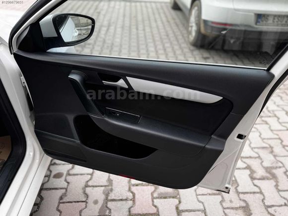GÜMÜŞ GRUP / PASSAT / MANUEL / TRENDLİNE / DÜŞÜK KM