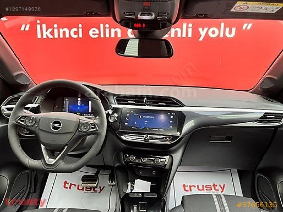 TRUSTY ONATÇA'DAN OPEL CORSA-E
