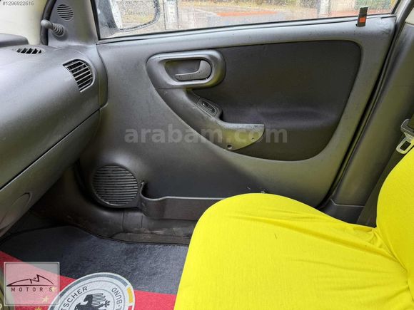 DEĞİŞENSİZ AKSESUARLI 5 KAPI 1.3CDTI