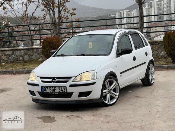 DEĞİŞENSİZ AKSESUARLI 5 KAPI 1.3CDTI