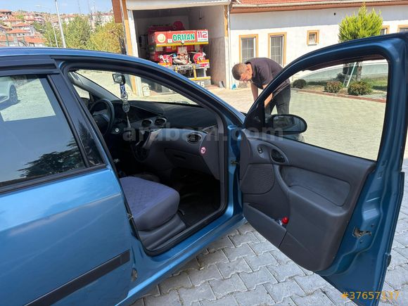 Sahibinden Ford Focus 1.6 Ambiente 2000 Model