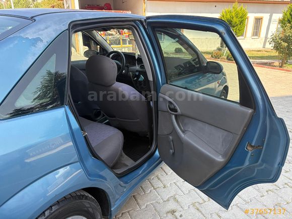 Sahibinden Ford Focus 1.6 Ambiente 2000 Model
