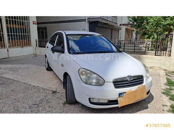 Sahibinden Hyundai Accent Era 1.5 CRDi-VGT Team 2009 Model  217515 km Beyaz