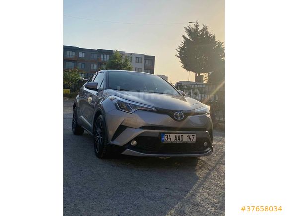 Sahibinden Toyota C-HR 1.2 Turbo Diamond Premium 2017 Model 
