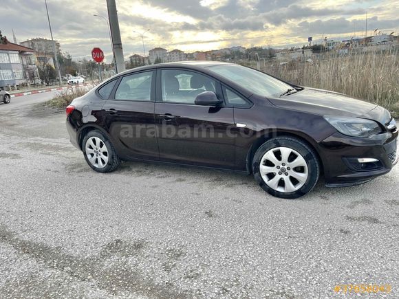 Galeriden Opel Astra 1.6 Business 2014 Model Uşak