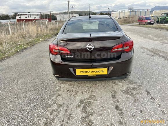 Galeriden Opel Astra 1.6 Business 2014 Model Uşak
