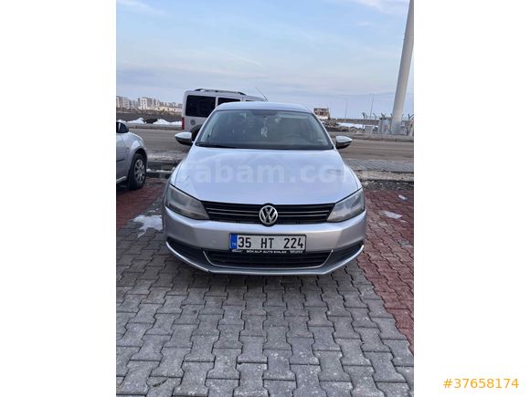 Sahibinden Volkswagen Jetta 1.6 TDi Trendline 2013 Model 