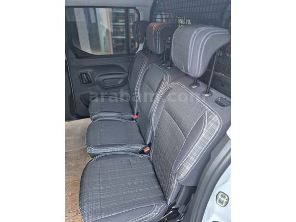 HAZAR OTOMOTİVDEN SIFIR ARAÇ 4 cam otomatik kameralı