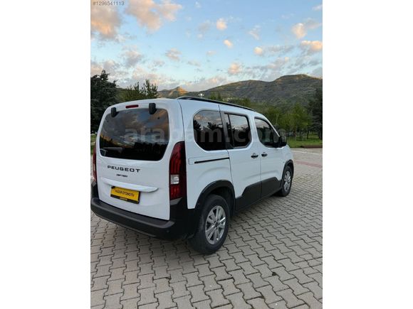 HAZAR OTOMOTİVDEN SIFIR ARAÇ 4 cam otomatik kameralı