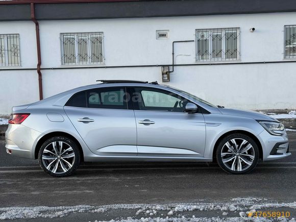 Sahibinden Renault Megane 1.3 TCe Icon 2025 Model 