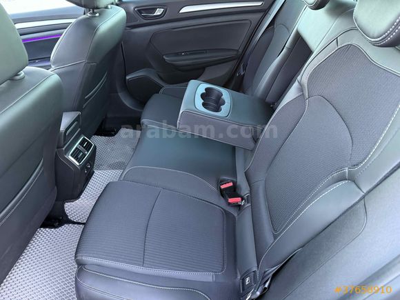 Sahibinden Renault Megane 1.3 TCe Icon 2025 Model 
