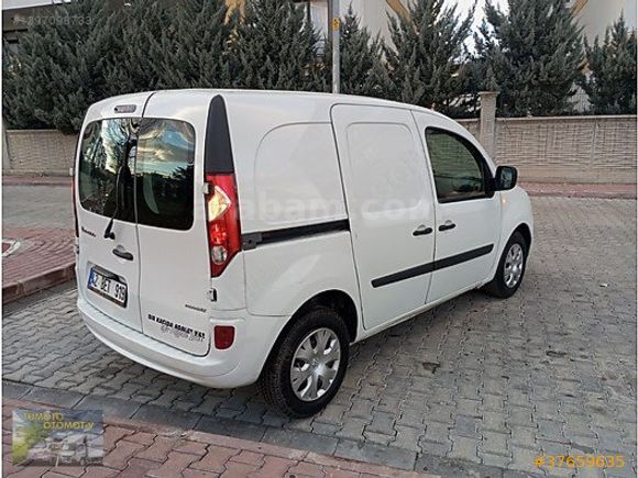 2010.MODEL.RENAULT.KANGO