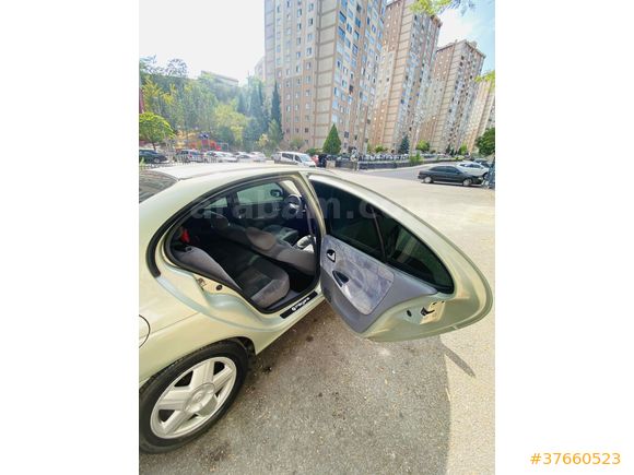 RENAULT MEGANE 1 1.6 16W 