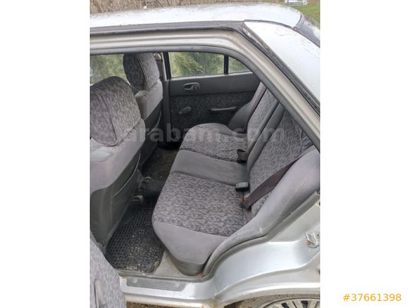 Sahibinden Suzuki Swift 1.3 GLX 2001 Yakıt Cimrisi