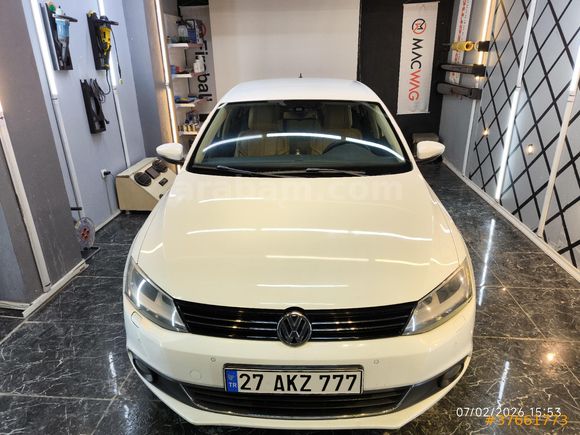 Sahibinden Volkswagen Jetta 1.4 TSi Comfortline 2014 Model  185.000 km Beyaz