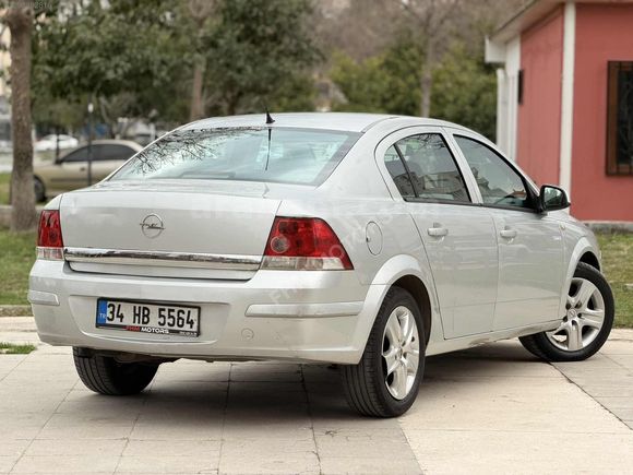 OPEL ASTRA 1.3 CTDI SEDAN