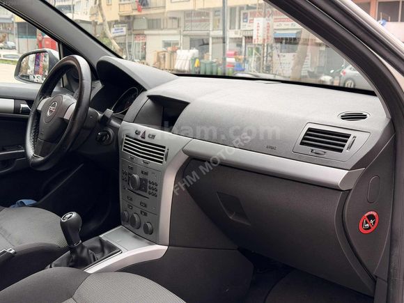 OPEL ASTRA 1.3 CTDI SEDAN
