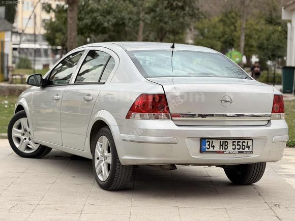 OPEL ASTRA 1.3 CTDI SEDAN
