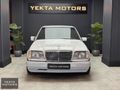 YEKTA MOTORS | MERCEDES E200 FULL ŞASEDEN OPSİYONLU İÇİ KIRMIZI