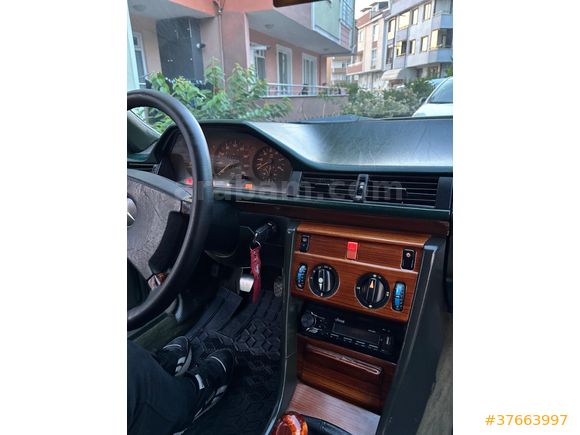 Sahibinden Mercedes - Benz200 d 1986 Model