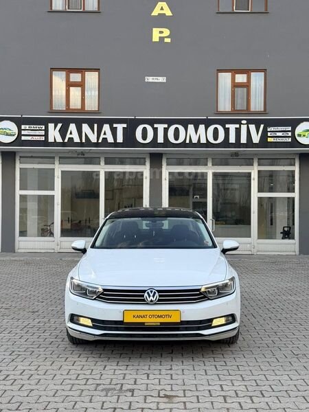 KANAT OTOMOTİV'DEN CAM TAVANLI HATASIZ AYRINDA PASSAT