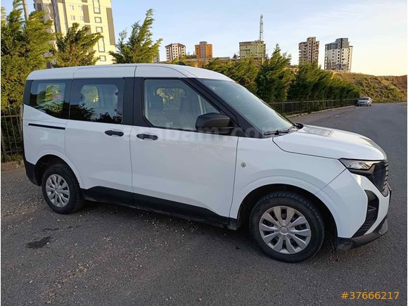 Ford Tourneo Courier 1.5 EcoBlue Trend 2023 Model İstanbul