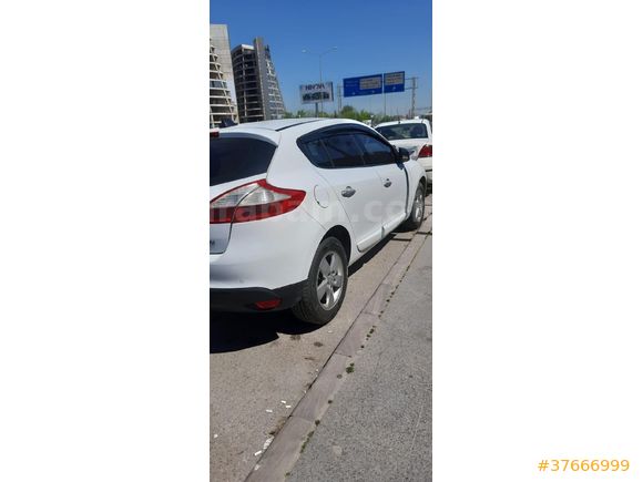 Sahibinden Renault Megane 1.5 dCi Dynamique 2011 Model