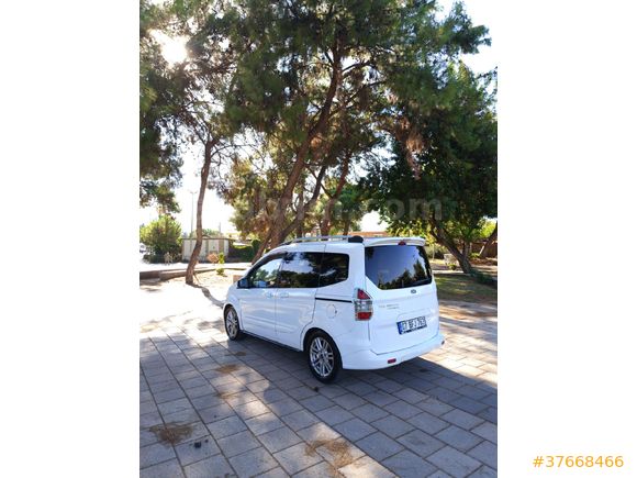 Sahibinden Ford Tourneo Courier 1.6 TDCi Titanium 2017 Model