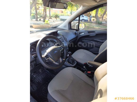 Sahibinden Ford Tourneo Courier 1.6 TDCi Titanium 2017 Model