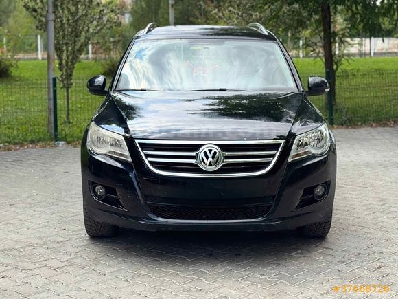 Sahibinden Volkswagen Tiguan 1.4 TSI Sport&Style 2010 Model  220.000 km Siyah