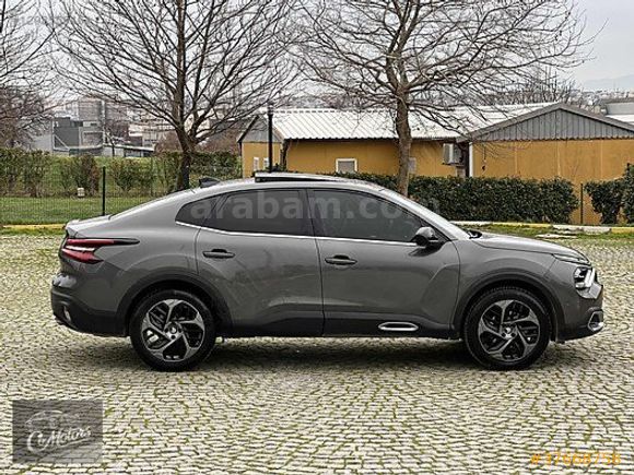 CO MOTORS'DAN 2023 CİTROEN C4 X SHİNE BOLD CAM TAVAN 75.000 KM