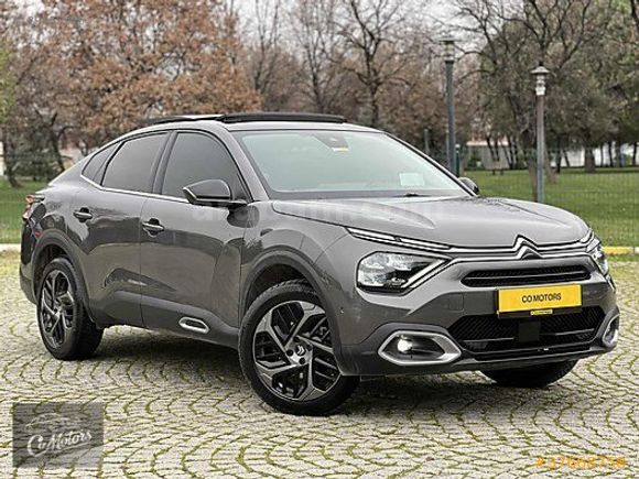 CO MOTORS'DAN 2023 CİTROEN C4 X SHİNE BOLD CAM TAVAN 75.000 KM