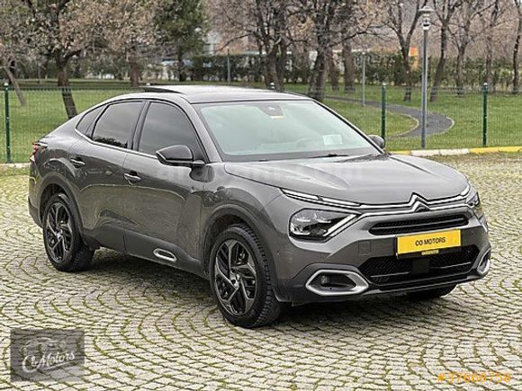 CO MOTORS'DAN 2023 CİTROEN C4 X SHİNE BOLD CAM TAVAN 75.000 KM