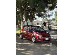 Sahibinden Hyundai i20 1.2 MPI Jump 2014 Model  176.000 km Bordo