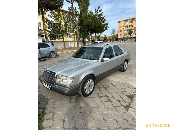 Sahibinden Mercedes - Benz 230 E 1988 Model